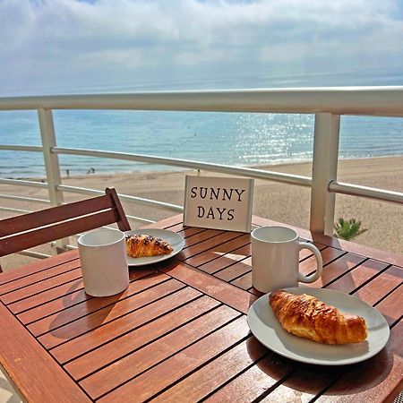 Atico Frente Al Mar 2 Terrazas Barbacoa Y Parking Sujeto A Disponibilidad Apartman El Campello Kültér fotó