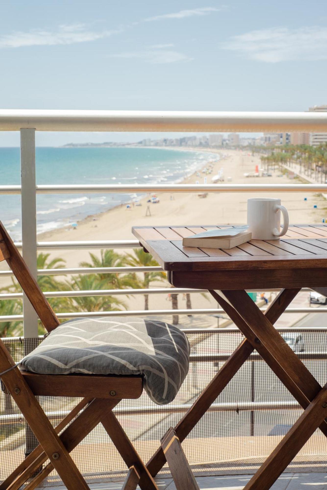 Atico Frente Al Mar 2 Terrazas Barbacoa Y Parking Sujeto A Disponibilidad Apartman El Campello Kültér fotó