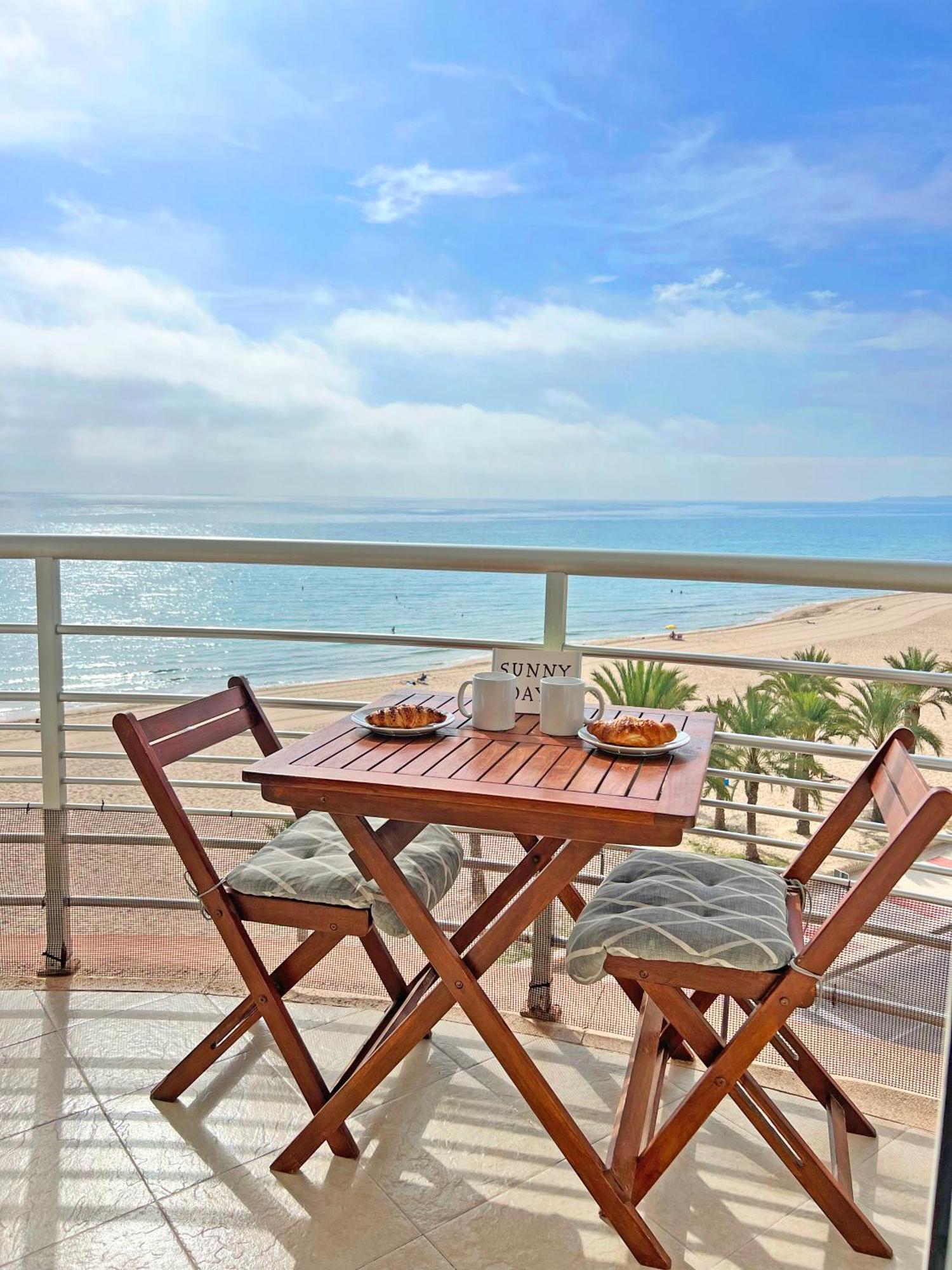 Atico Frente Al Mar 2 Terrazas Barbacoa Y Parking Sujeto A Disponibilidad Apartman El Campello Kültér fotó